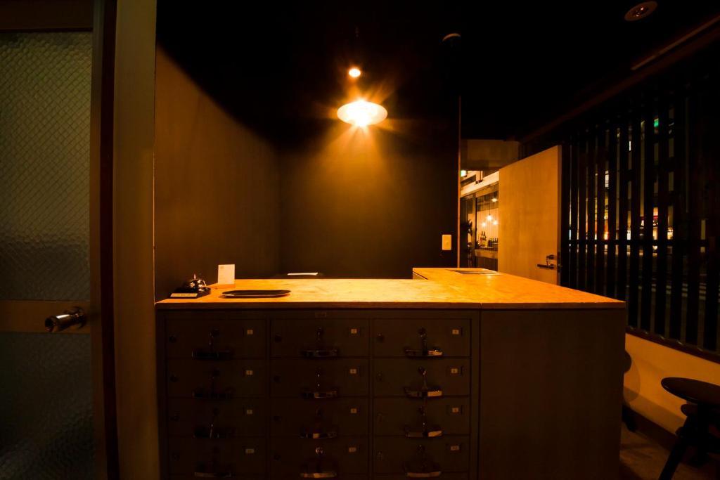 Hakata Gofukumachi Hostel Takataniya Фукуока Екстер'єр фото