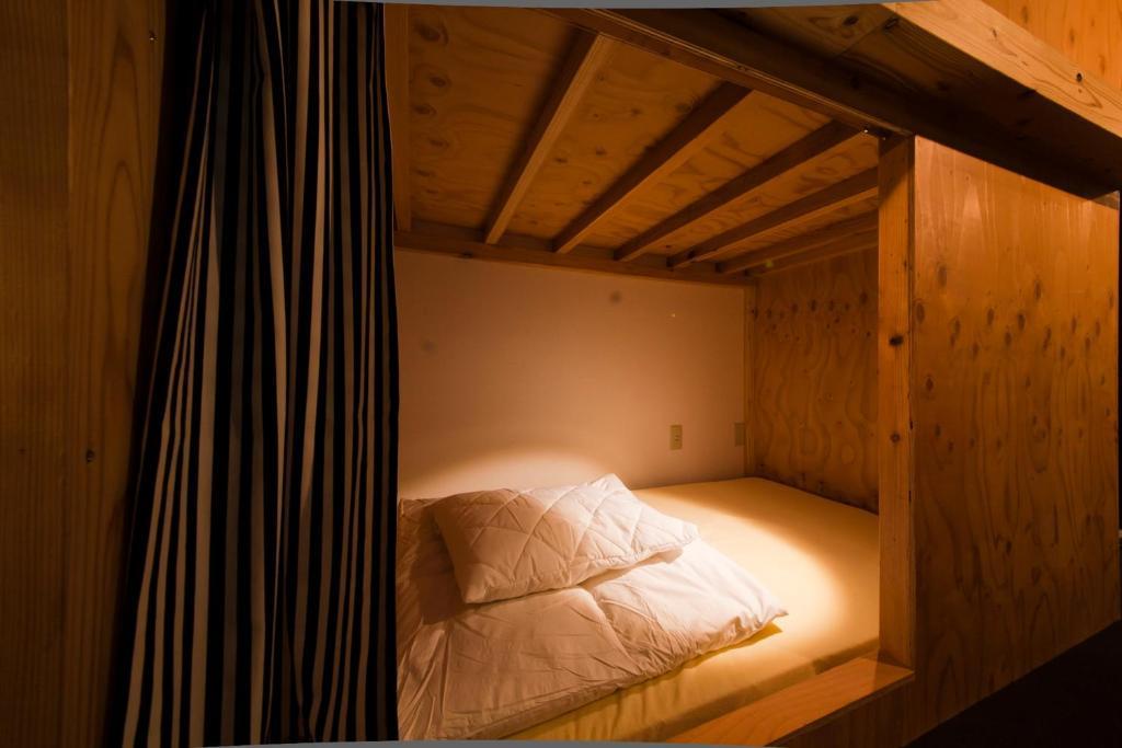 Hakata Gofukumachi Hostel Takataniya Фукуока Номер фото